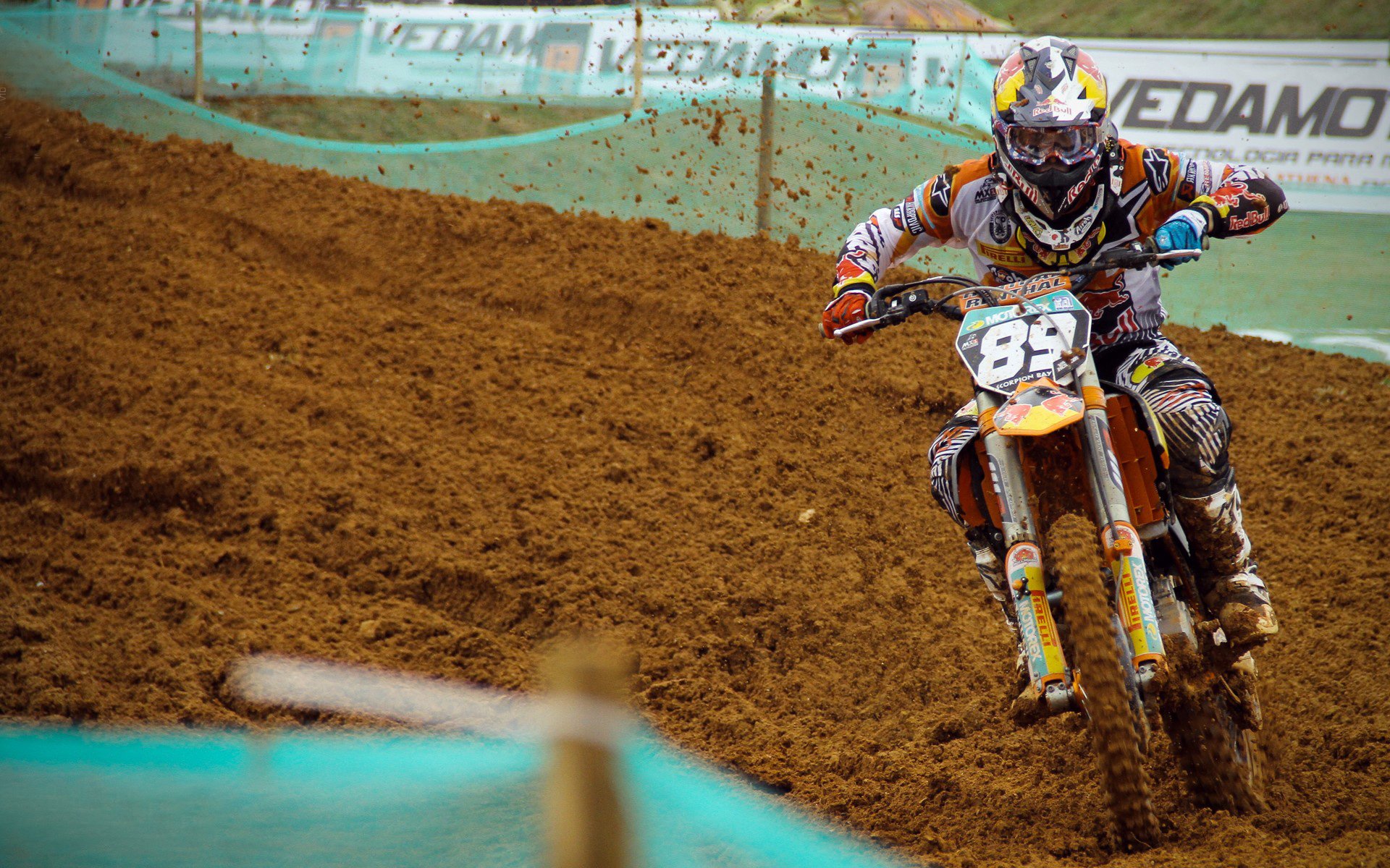 掘金速胜国王，字母哥在年度焦点之战接管比赛，当团队协作遇上个人英雄主义